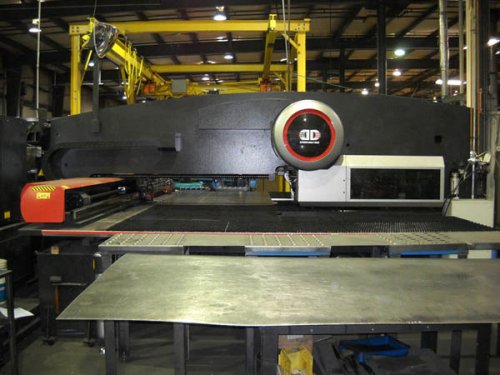 33 Ton, AMADA, ELMK3610NT, 4000 WATT, 60 X 100 , 2006