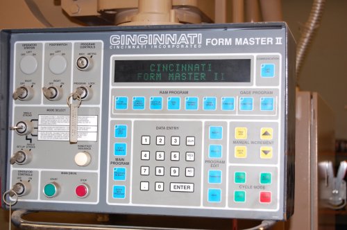 90 Ton, Cincinnati 90FMII6, 3-Axis CNC Backgauge, 8' O.A.,Mfg: 1995