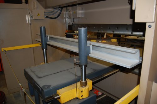 90 Ton, Cincinnati 90FMII6, 3-Axis CNC Backgauge, 8' O.A.,Mfg: 1995