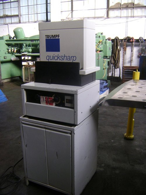 27.5 Ton, TRUMPF TC500R BOSCH CNC, 18 STATION ROTATION,MFG:1993