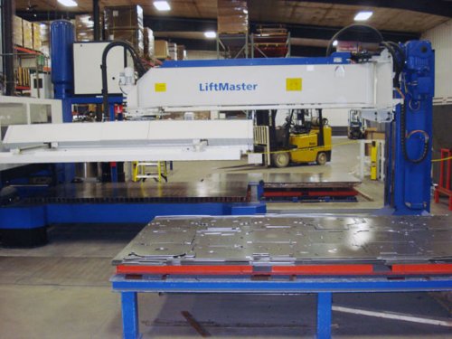 TRUMPF,TCL3030,4000 WATT, SIEMANS, 5' X 10' DUAL PALLET, LIFTMASTER,MFG:2007