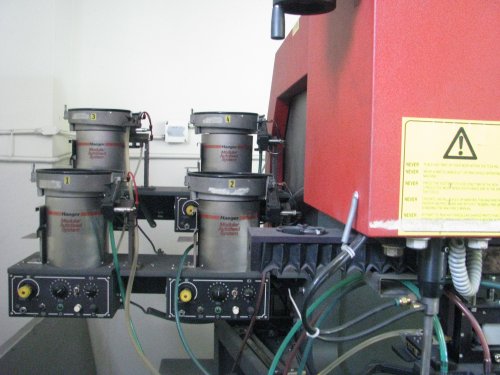 8 Ton, HAEGER ONE TOUCH INSERTION PRESS W/(4)BOWL FEEDS, MFG:2000