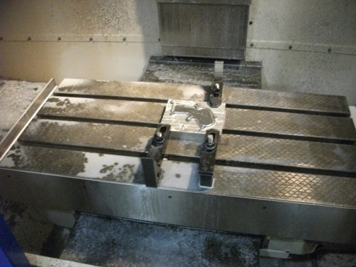 30 X, 16 Y, 20 Z, FADAL, 3016L, VERTICAL MACHINING CENTER, MFG:2005