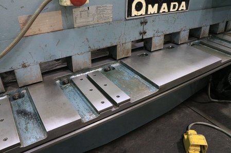 3/16 x 6' AMADA M2045,FRONT OPERATED POWER BACK GAUGE,MFG:1977