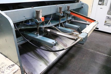 3/16 x 6' AMADA M2045,FRONT OPERATED POWER BACK GAUGE,MFG:1977