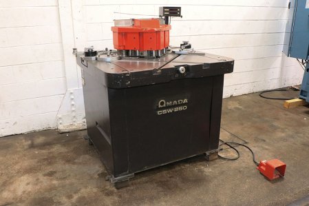 9-5/8 x 9-5/8 X 1/8 AMADA CSW-250 NOTCHER, MFG:1988