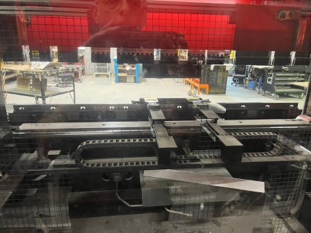 89 TON X 102.4 AMADA HG-8025-15 CNC PRESS BRAKE,MFG:2019