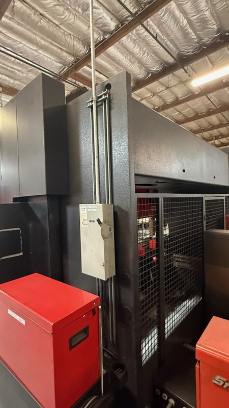 187 TON X 122.4 AMADA HFE-1703S/7 OPERATEUR 7-AXIS CNC, MFG:2006