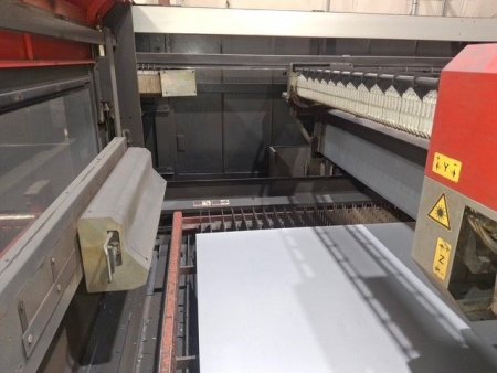 4000 WATT AMADA FOM2-3015NT CO2 LASER,MFG:2011,