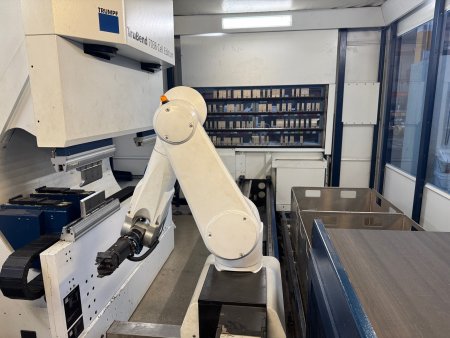 TRUMPF TRUBEND CELL, 7000 ROBOT, w/7036 TRUMABEND PRESS BRAKE,MFG:2017