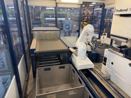 TRUMPF TRUBEND CELL, 7000 ROBOT, w/7036 TRUMABEND PRESS BRAKE,MFG:2017