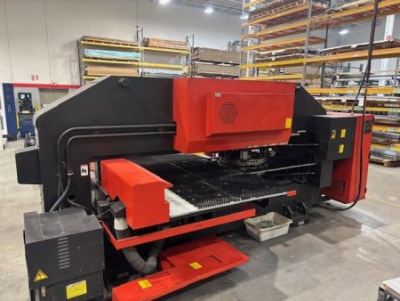 22 TON AMADA PEGA 255 TURRET PUNCH W/ FANUC 18P CNC CONTROL,MFG:2002