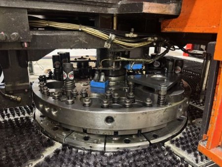 22 TON AMADA PEGA 255 TURRET PUNCH W/ FANUC 18P CNC CONTROL,MFG:2002