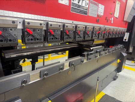110 TON X 122.4 AMADA HRB1003M05 HIGH PRECISION PRESS BRAKE,MFG:2025