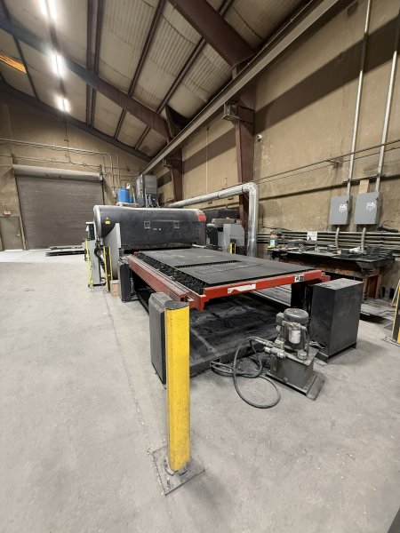 4000 WATT AMADA LC3015F1NT CO2 LASER, MFG:2012 APPROX:29,200 HOURS