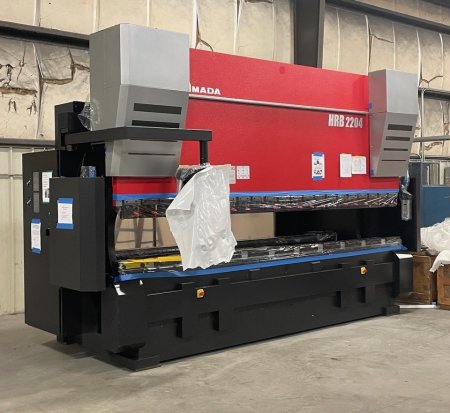 243 TON X 169.3 AMADA HRB2204, AMNC 3I CONTROL,MFG:2021